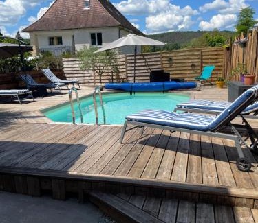 Saint-Leon-sur-Vezere House | gite de la croix