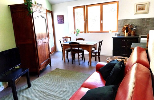 Chapareillan House | Gîte de la luge, at the start of Mont Granier and Chartreuse hikes