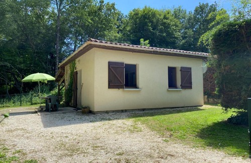 Saint-Julien-de-Lampon House | gite du mondou