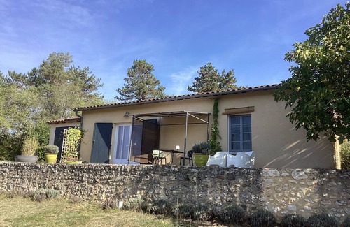 Sainte-Alvere Cottage | Gite La Terre, lovely Gite 35 m2, 2 Persons. Large terrace with great views