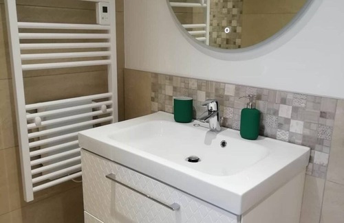 Hergugney Cottage | Gite Hergugney, 2 bedrooms, 4 persons