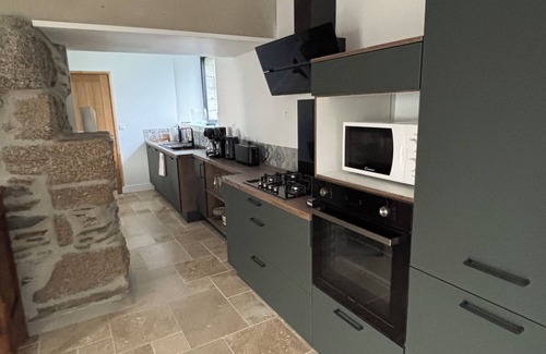 Corlay House | Gite in a farmhouse, located on the farm among the sheep.