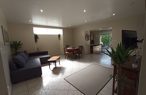 Cosse-le-Vivien Other | Gite in the heart of a farm overlooking meadows and animals.
