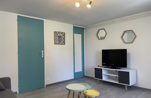 Isle-et-Bardais Cottage | Gite Isle-et-Bardais, 2 bedrooms, 5 persons