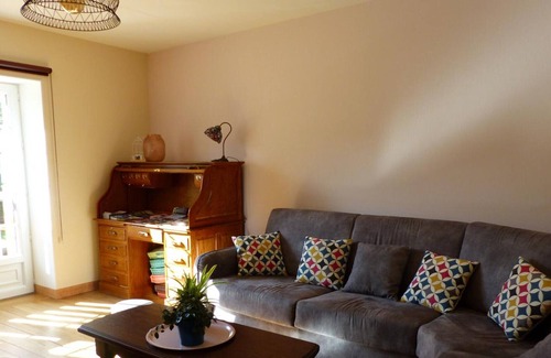 Jenzat House | Gite Jenzat, 3 bedrooms, 6 persons