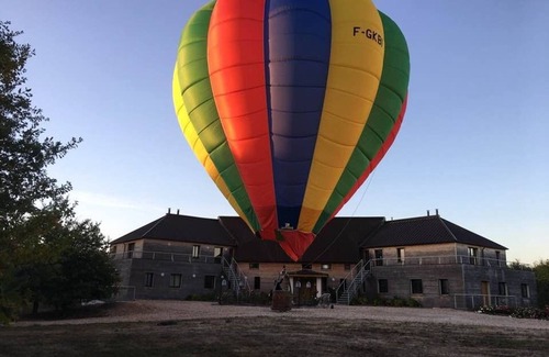 Jouy-le-Potier Cottage | Gite Jouy-le-Potier, 2 bedrooms, 4 persons