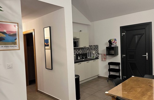 Prunieres Apartment | Gite "La Biche des Ecrins"