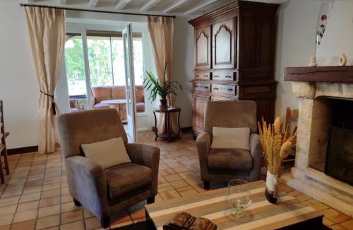Vanxains House | Gite la Chambre à Blé Dordogne