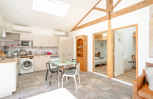 Chaille-les-Marais House | Gîte 'La Grange Hulotte' with Private Terrace, Shared Garden and Wi-Fi