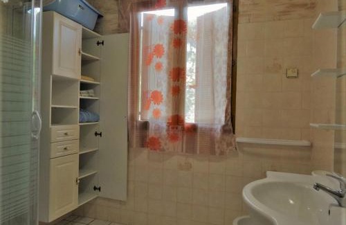 Auriac-du-Perigord Ski Chalet | Gite les Acacias - les gites des hauts de vialot