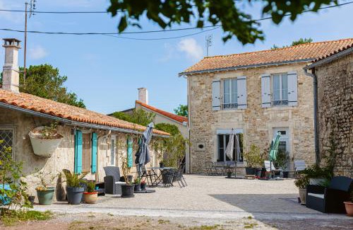 Marennes House | Gite les Cigognes