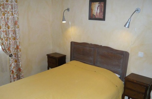 Les Moitiers-d'Allonne Cottage | Gite Les Moitiers-d'Allonne, 3 bedrooms, 6 persons