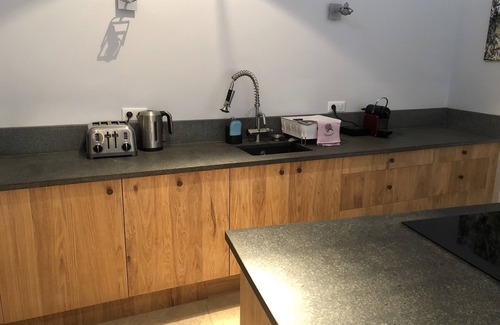 Mane Cottage | Gîte Lou Mas air-conditioned with swimming pool and jacuzzi 6pers quiet Mane en Provence