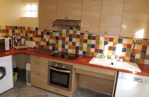 Neussargues-Moissac Cottage | Gite Neussargues en Pinatelle, 3 bedrooms, 6 persons
