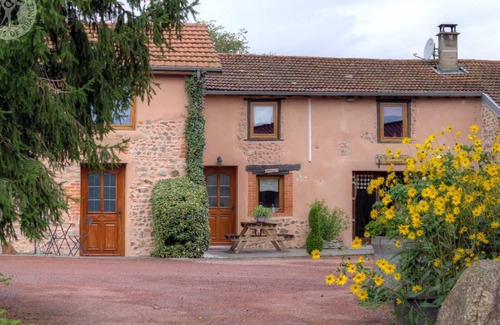 Parigny Cottage | Gite Parigny (Loire), 1 bedroom, 2 persons