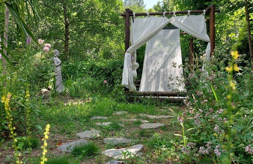 Saint-Andre-de-Valborgne Apartment | Gîte & Table d'hôtes by the river in the Cévennes