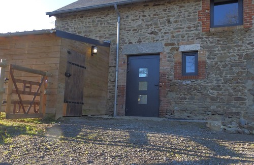 Le Bouillon House | Gite with private Jacuzzi, in the heart of a stud farm