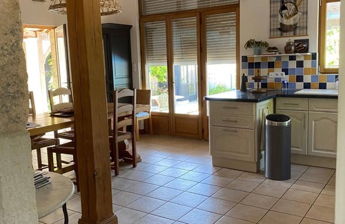 Fontanes House | Gîte with private swimming pool, 2 bedrooms, sleeps 4, shady garden