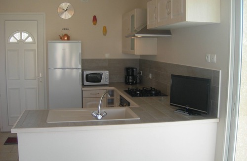 Alata House | Gites-Sassone, villa with swimming pool, jacuzzi and panoramic sea view