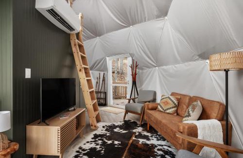 Wardensville House | Glamping Dome w Hot Tub Fire Pit & River Access