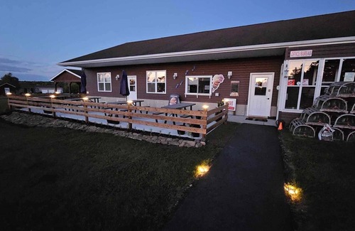 Tabusintac House | Glamping enthusiasts! Explore nature from this river view RV accommodation