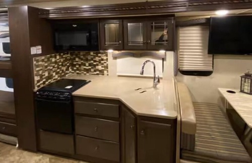 Sandbridge House | Glamping your way-close to beach in Virginia Beach with AC