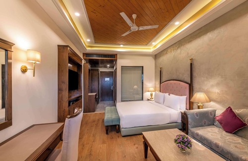 Kasauli Hotel | Glenview Resort Kasauli, a member of Radisson Individuals