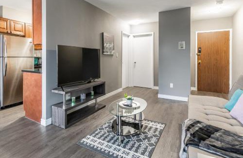 Rosedale Apartment | Glenview West Apt with Patio - Near Downtown