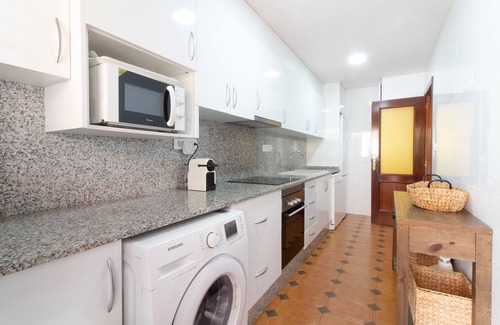 Canet de Berenguer Ski Chalet | Global Properties: Townhouse with pool on Canet beach