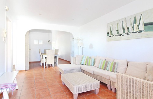 Playa de Almarda House | Global Properties: Townhouse with sea views on Corinto beach