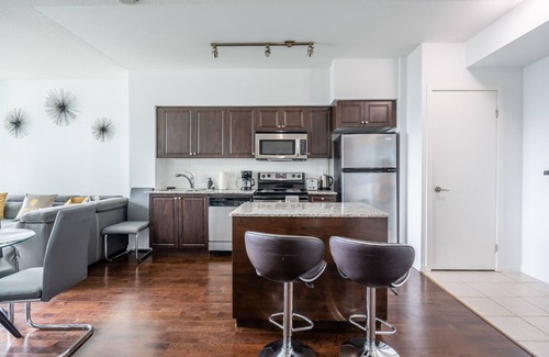 Fort York Condo | GLOBALSTAY. Bright 1Br+Den Unit in Downtown
