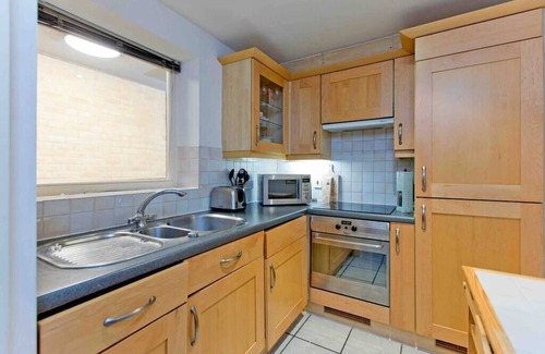 The City of London Apartment | Globe View St Pauls London