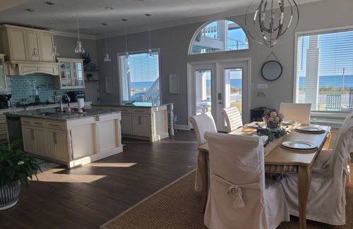 Flagler Beach House | Glorious Ocean Breezes