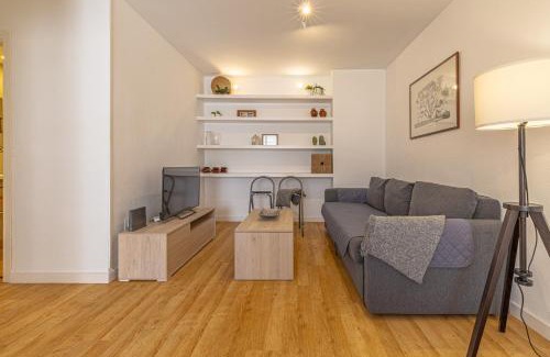 San Felipe Neri Apartment | GMC Turistics - The Picasso Neighborhood House