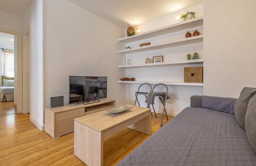 San Felipe Neri Apartment | GMC Turistics - The Picasso Neighborhood House