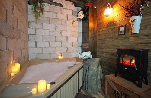 Villa Rica House | Go West