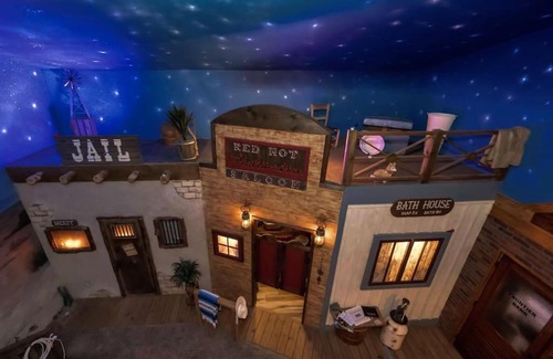 Villa Rica House | Go West