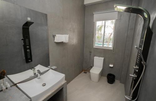 Hikkaduwa House | Goalie Beachfront Resort