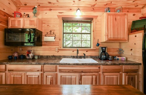 Fredericksburg Cabin | God's Country Cabins- Mercy I Close to Town