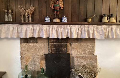 Arantzazu House | Goiko-Benta Ostatua