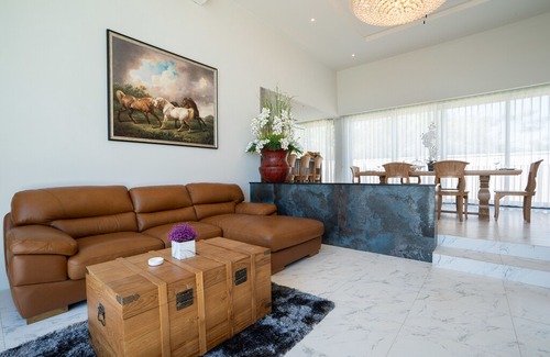 Choeng Thale Villa | Gold Chariot Pool Villa A4 in Tambon Choeng Thale