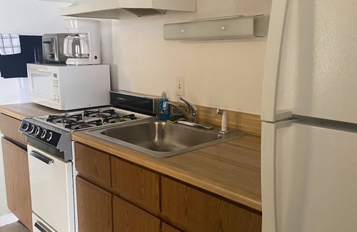 Oscoda Cottage | Gold Coast Family Cottages