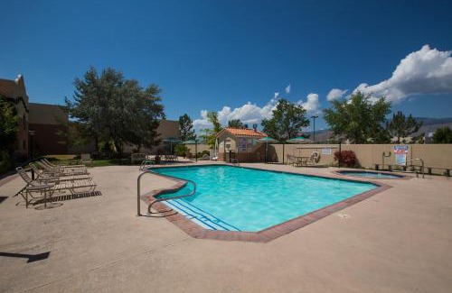 Carson City Hotel | Gold Dust West