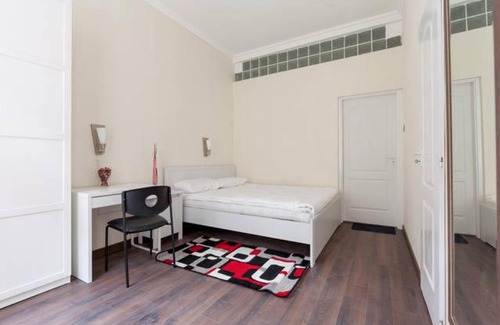 Nepszinhaz negyed Hostel | Gold Hostel