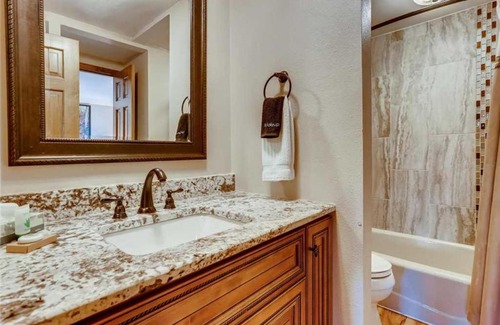 Woodmoor House | Gold Point #5-C - Great Views - Hot Tub Access