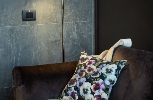 Naples Hotel | Gold Tower Lifestyle Hotel