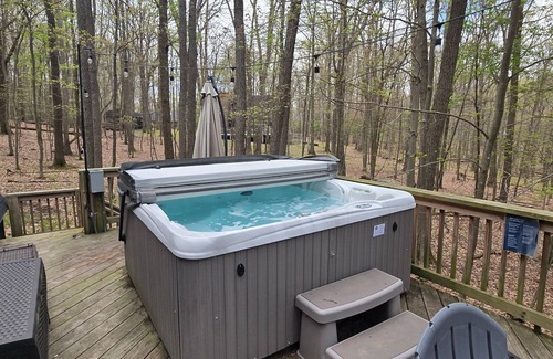 Sky Valley House | Golden A Frame- 3 bedroom with hot tub and community amenities