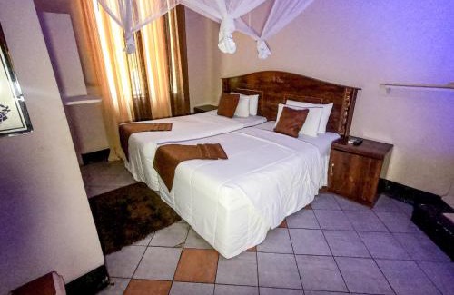 Livingstone Hotel | Golden Days Lodge