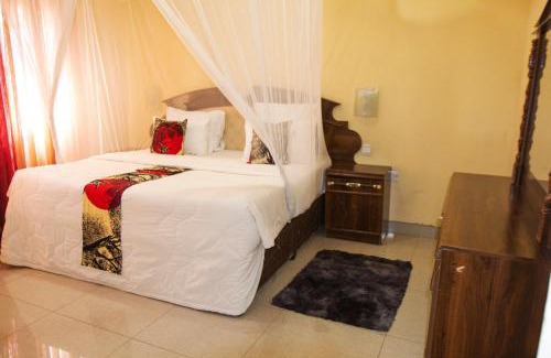 Livingstone Hotel | Golden Days Lodge