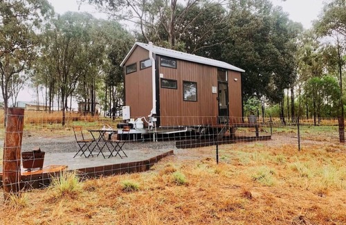 Rosedale House | Golden Hill Farmstay by Tiny Away